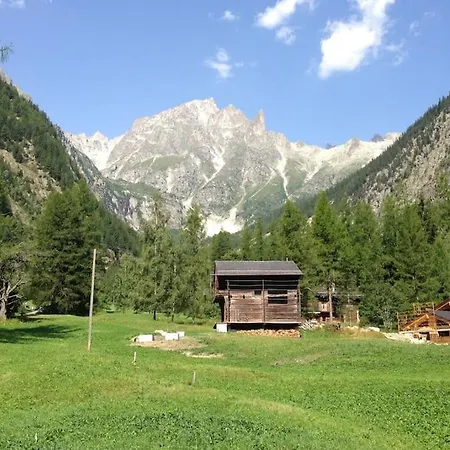 Chalet Val Ferret Ideal For Tmb, Hiking, Panorama *